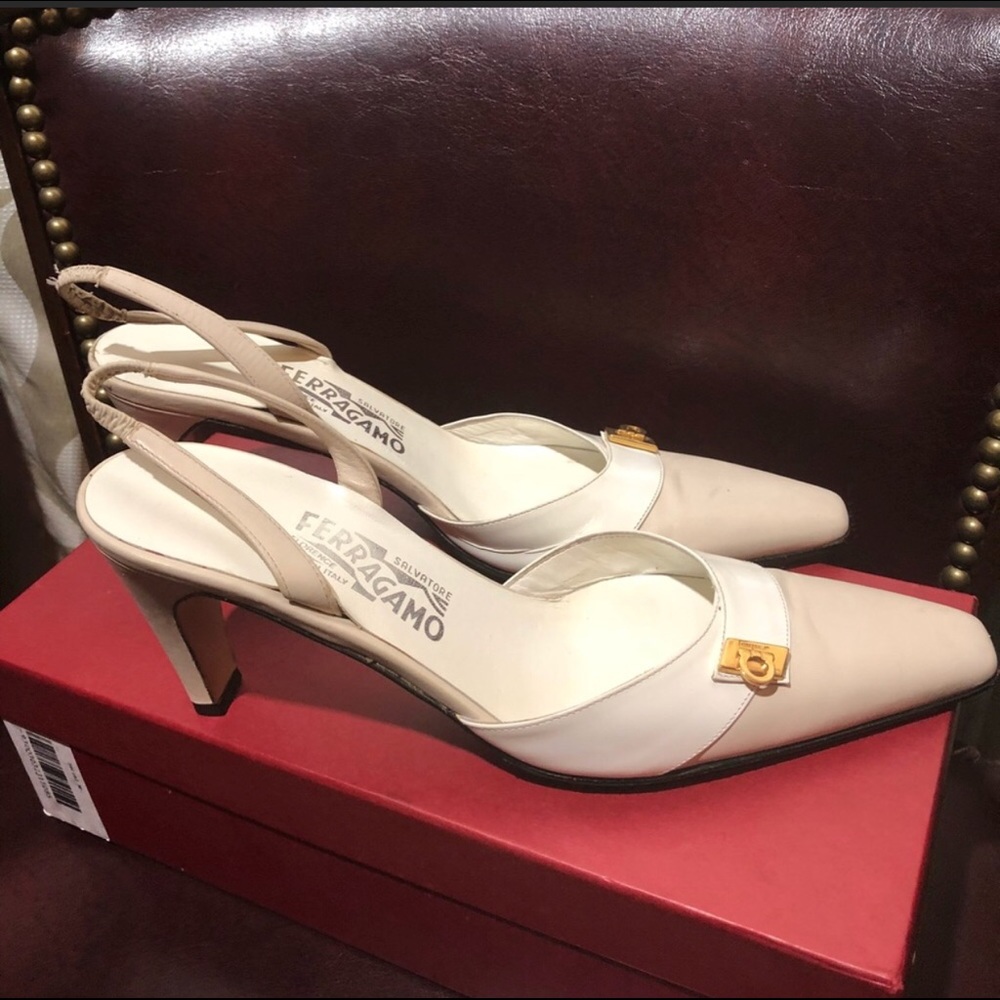 Salvatore Ferragamo Slingback Heels Sz 8.5